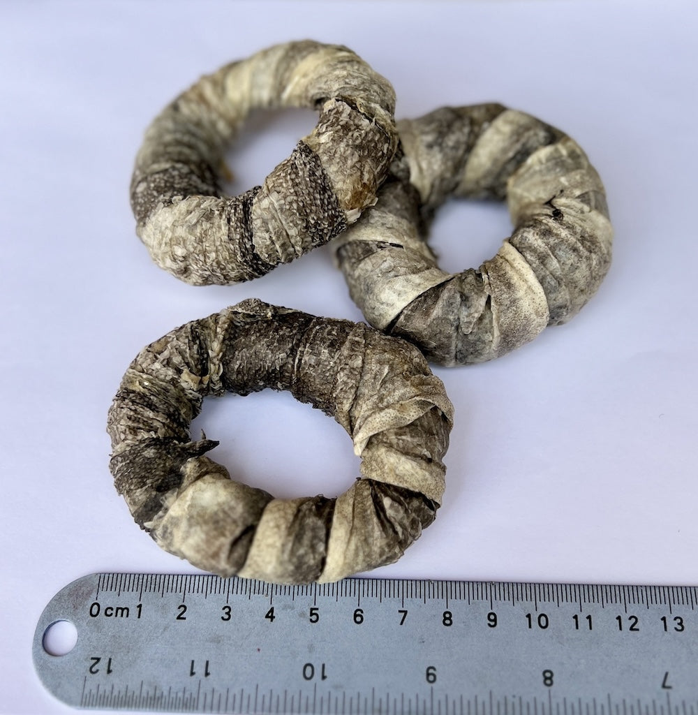 Cod Rings Dried Cod Fish Skin Rings 1kg – Victory Pet Products